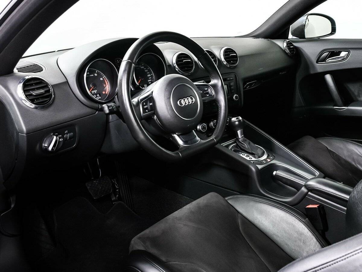 Audi TT с пробегом — 2012 год. Фото: #11