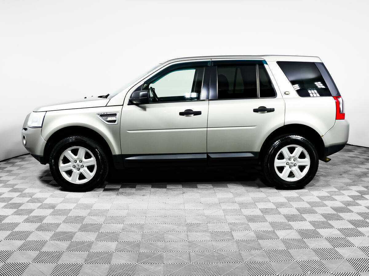 Land Rover Freelander с пробегом — 2010 год. Фото: #7