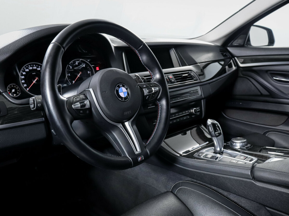 BMW 5 серии с пробегом — 2016 год. Фото: #10