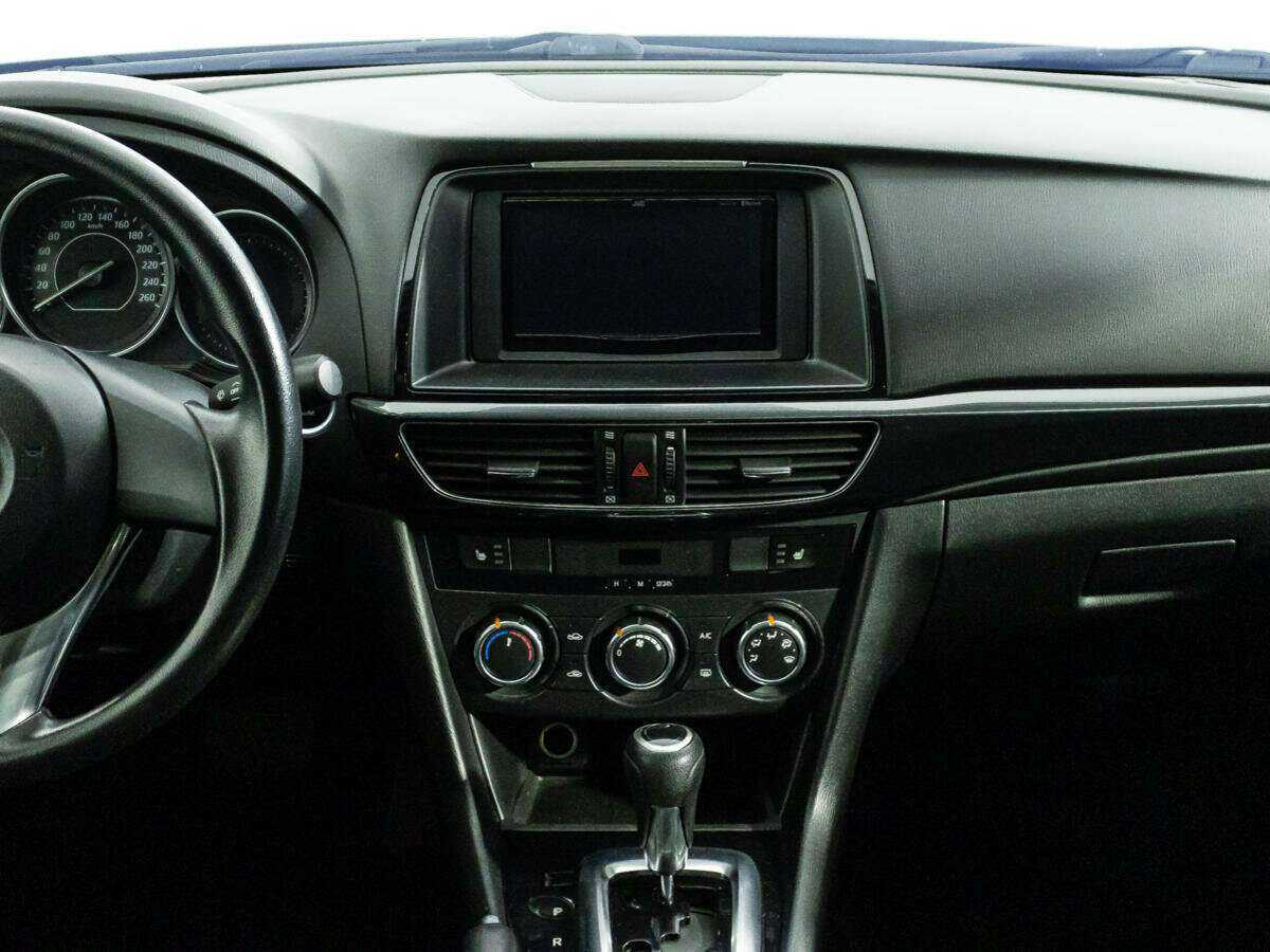 Mazda 6 с пробегом — 2013 год. Фото: #13