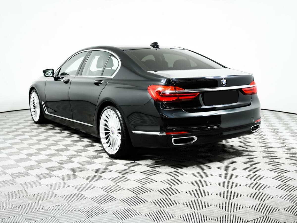 BMW 7 серии с пробегом — 2016 год. Фото: #6