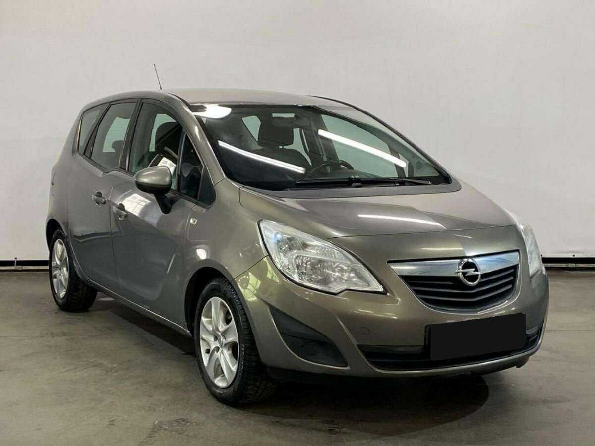 Opel Meriva с пробегом — 2011 год. Фото: #2