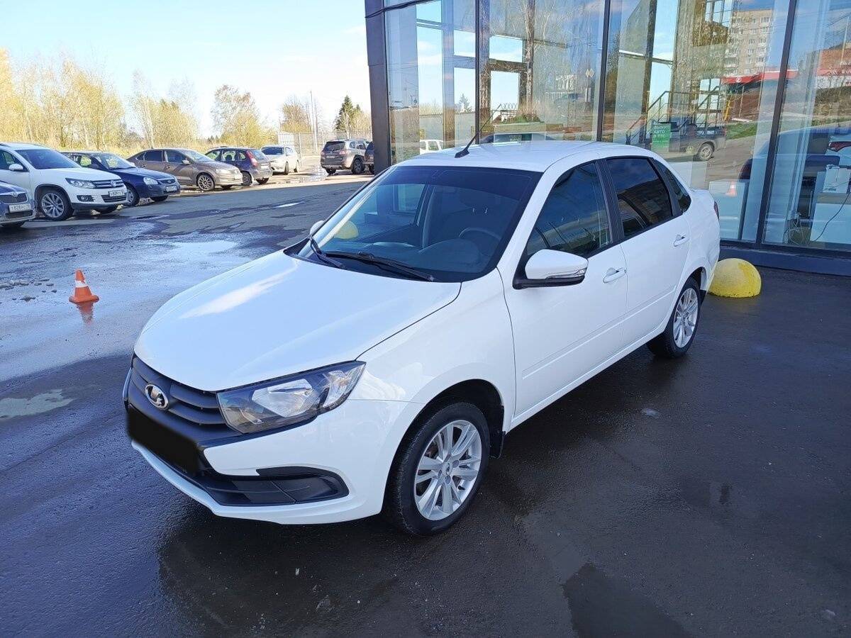 Lada (ВАЗ) Granta с пробегом — 2022 год. Посмотреть фото