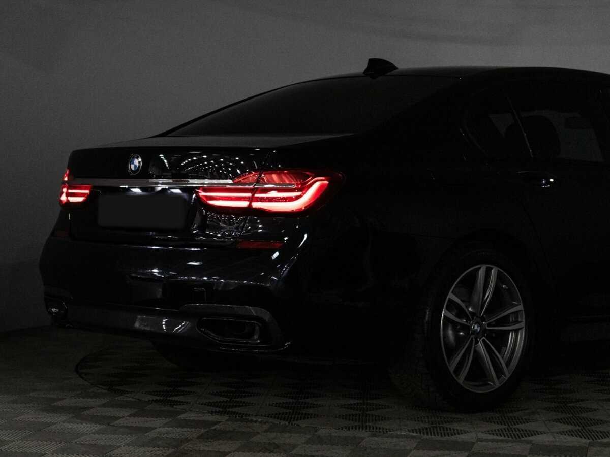BMW 7 серии с пробегом — 2018 год. Фото: #32