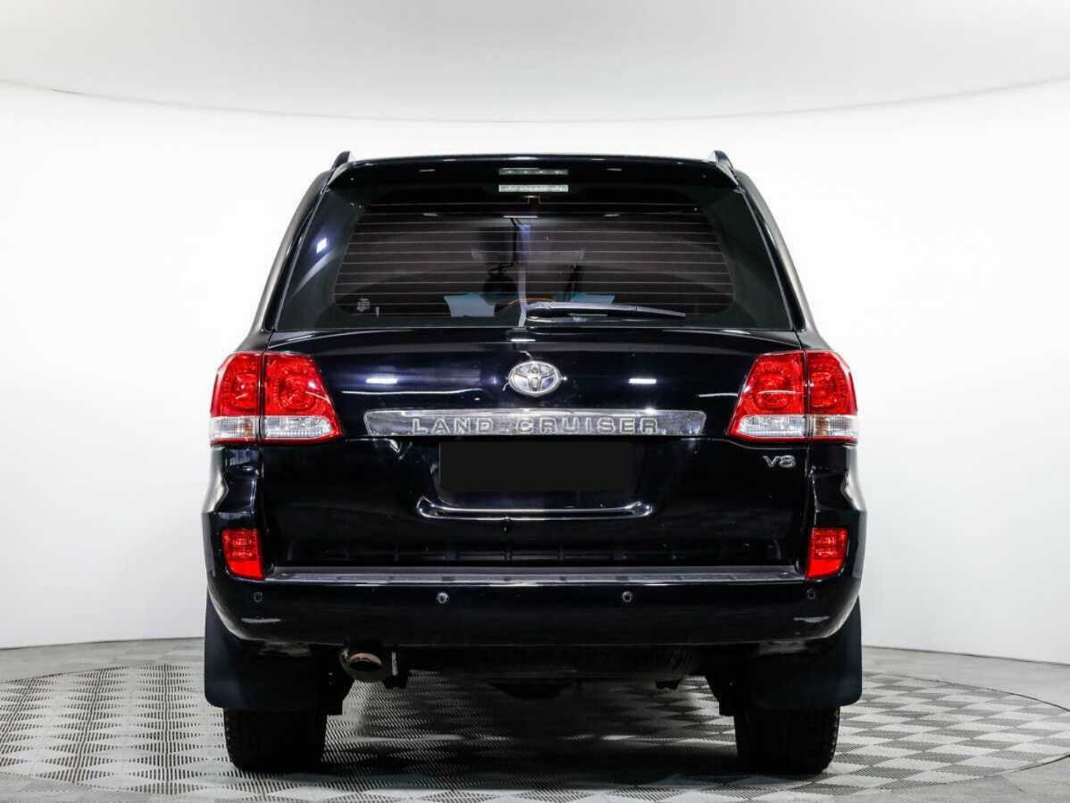Toyota Land Cruiser с пробегом — 2010 год. Фото: #4
