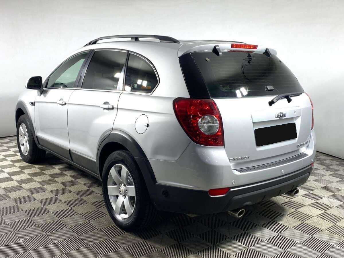 Chevrolet Captiva с пробегом — 2012 год. Фото: #5