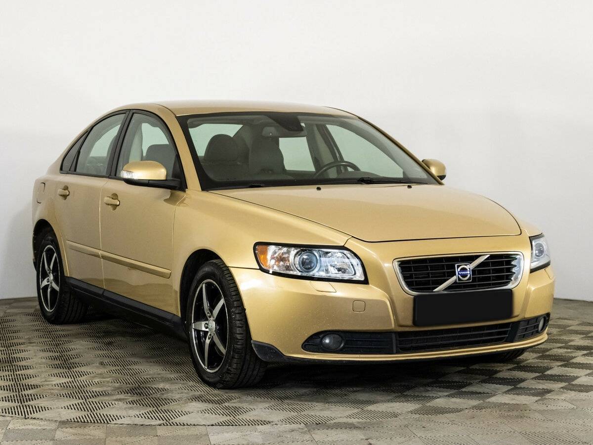 Volvo S40 с пробегом — 2007 год. Фото: #2