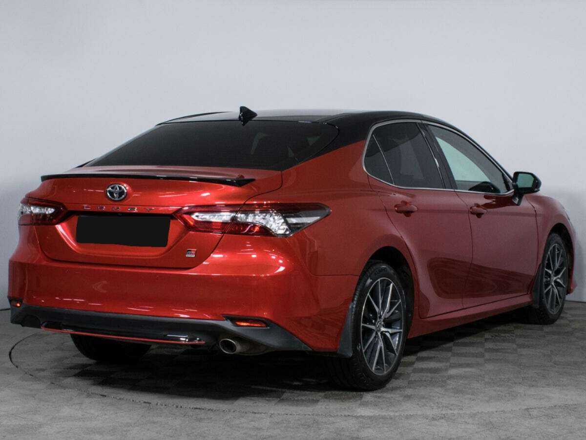 Toyota Camry с пробегом — 2021 год. Фото: #4