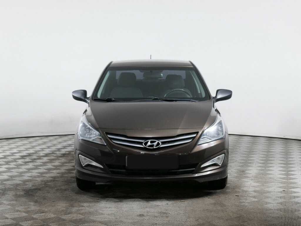 Hyundai Solaris с пробегом — 2014 год. Фото: #1
