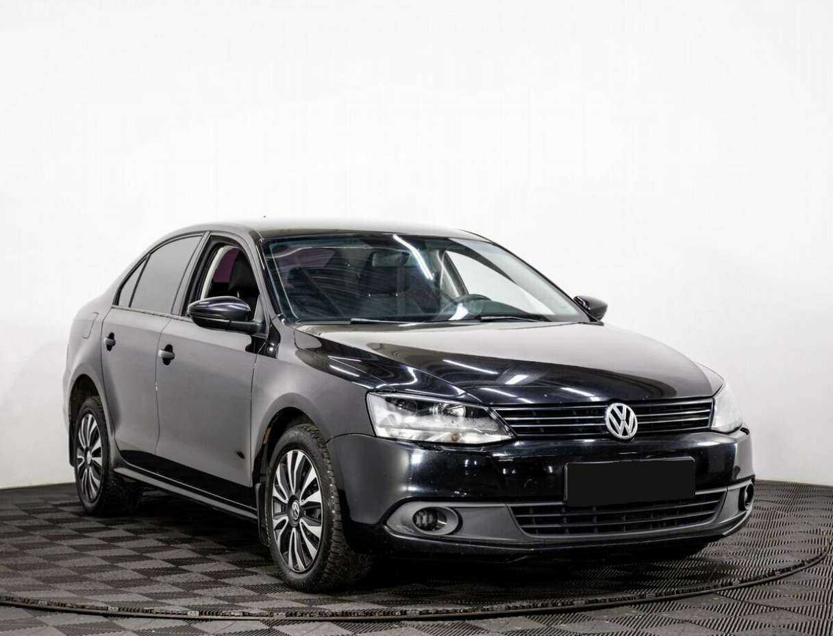Volkswagen Jetta с пробегом — 2011 год. Фото: #2
