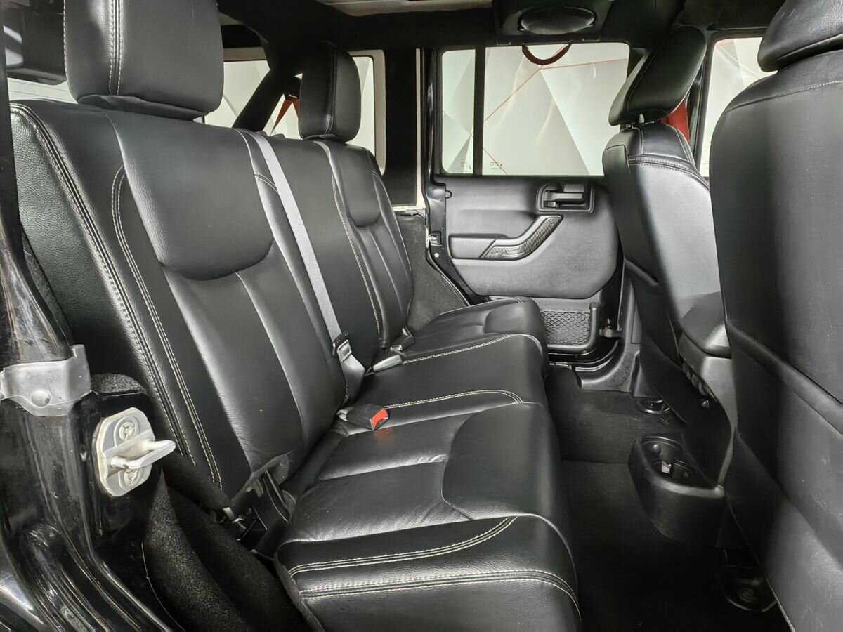 Jeep Wrangler с пробегом — 2014 год. Фото: #11