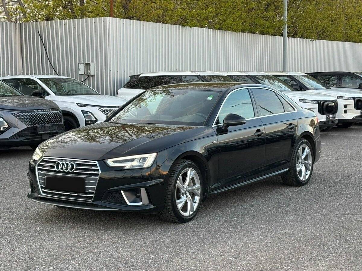 Audi A4 с пробегом — 2018 год. Посмотреть фото