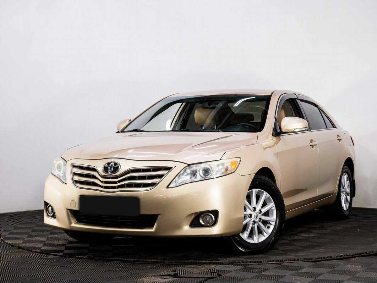 Toyota Camry с пробегом — 2010 год. Посмотреть фото