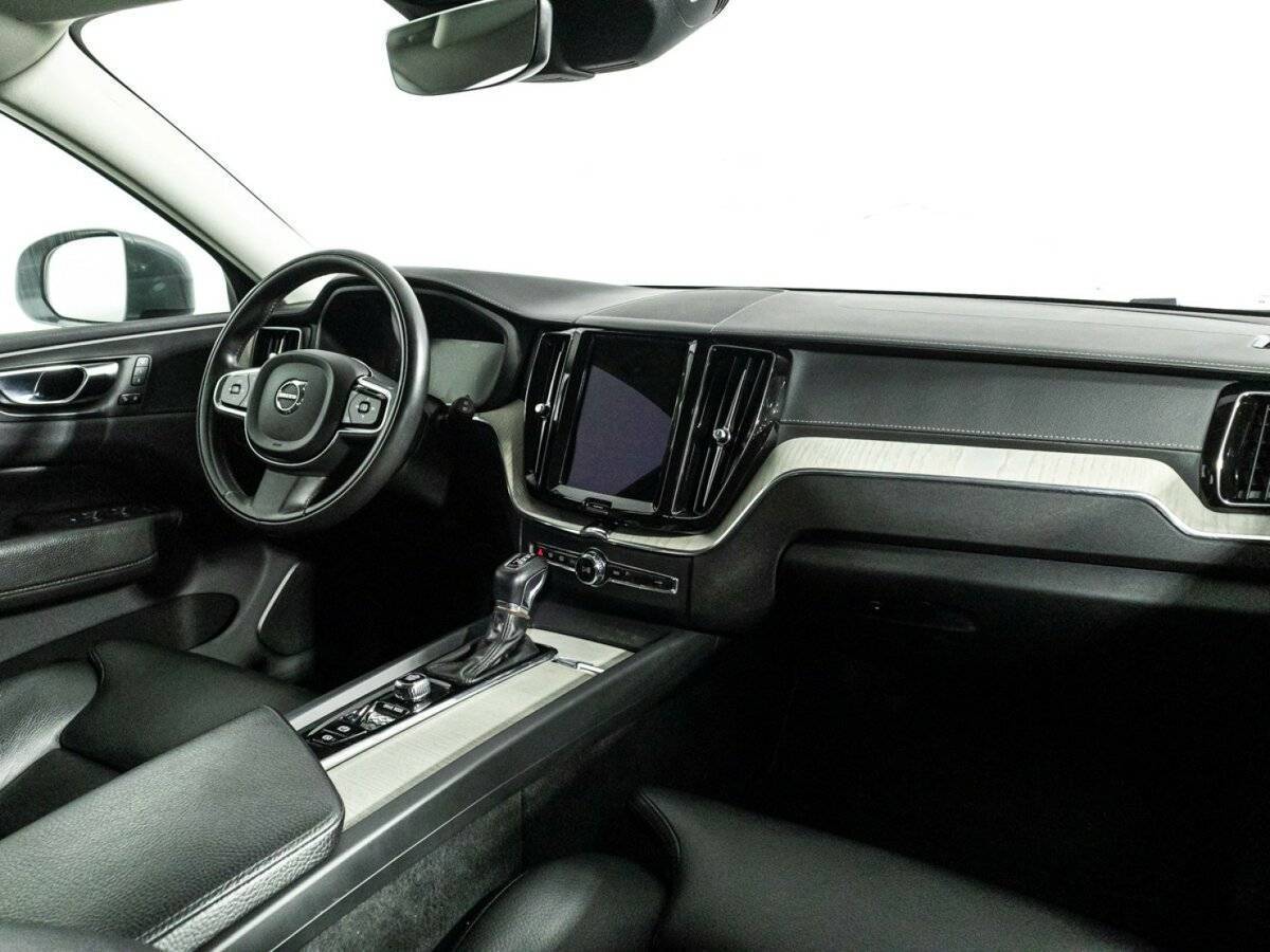 Volvo XC60 с пробегом — 2020 год. Фото: #8