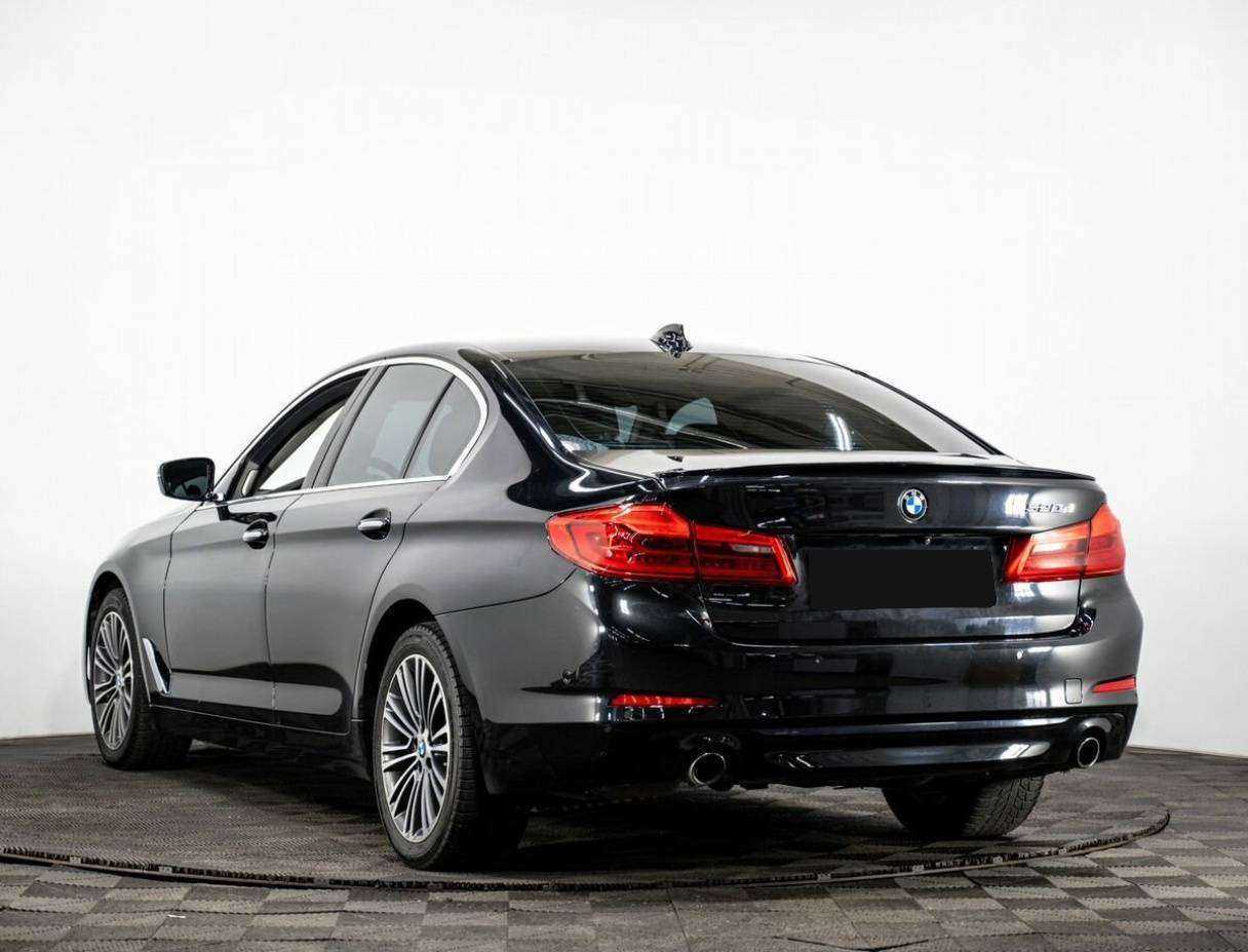 BMW 5 серии с пробегом — 2017 год. Фото: #3