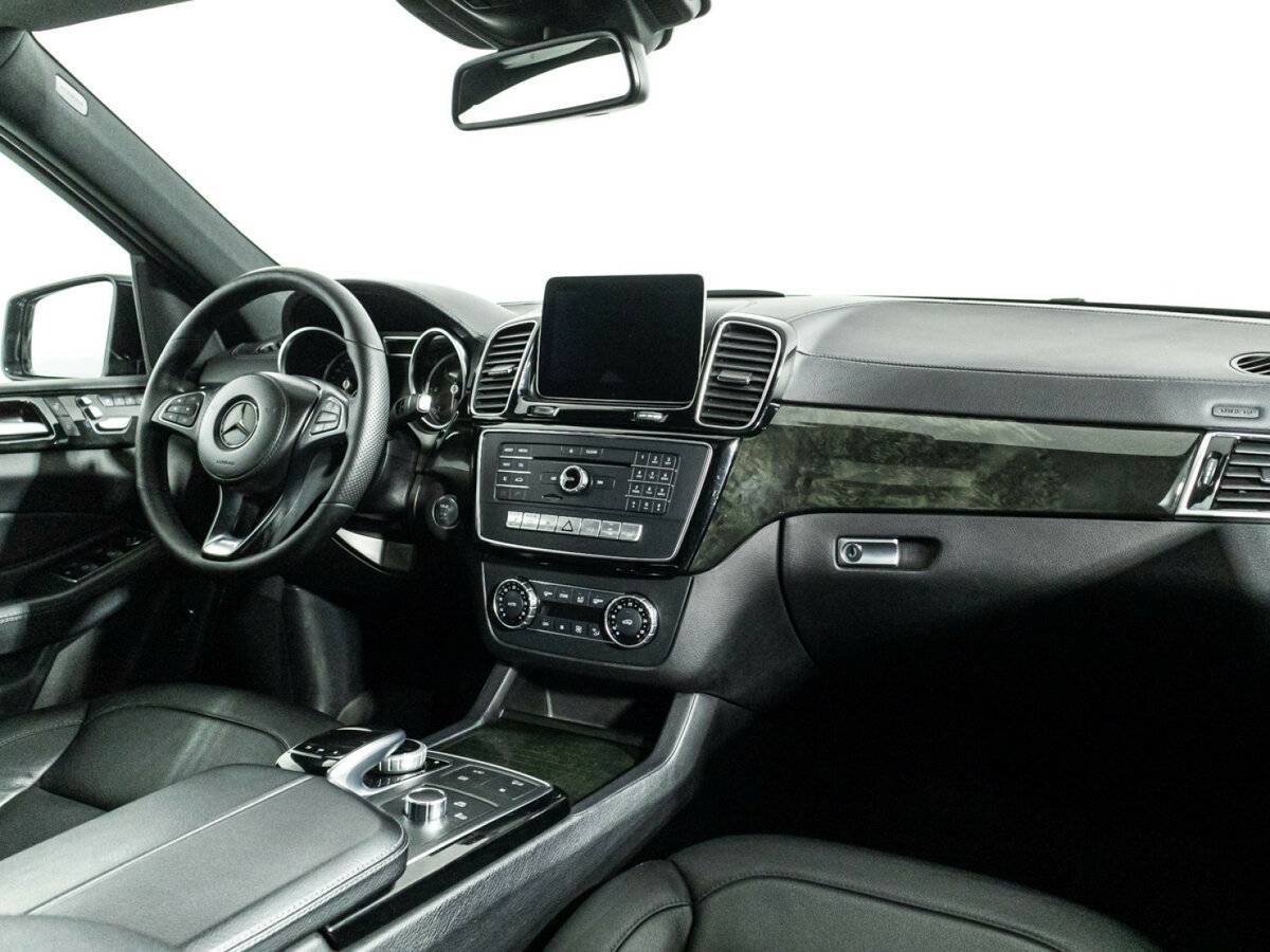 Mercedes-Benz GLS с пробегом — 2017 год. Фото: #8