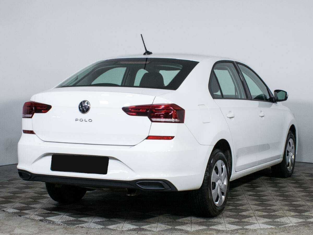 Volkswagen Polo с пробегом — 2021 год. Фото: #4
