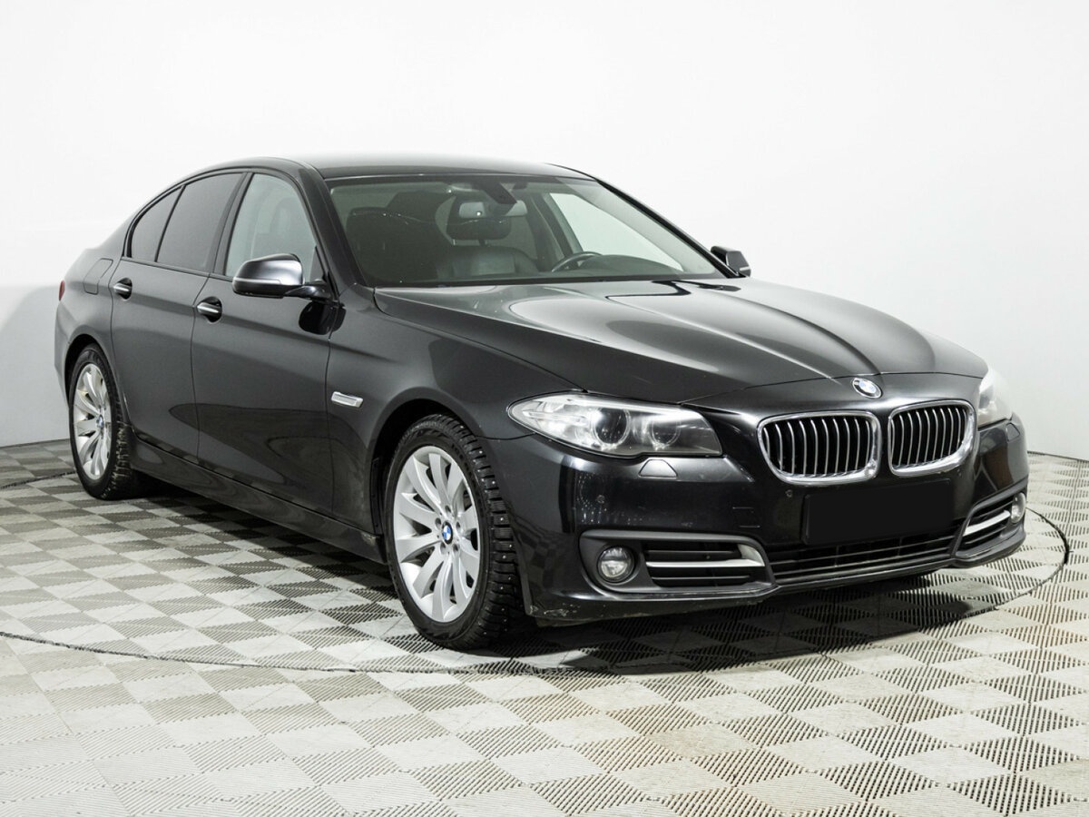 BMW 5 серии с пробегом — 2015 год. Фото: #2