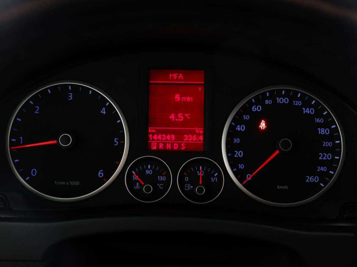 Volkswagen Tiguan с пробегом — 2009 год. Фото: #11