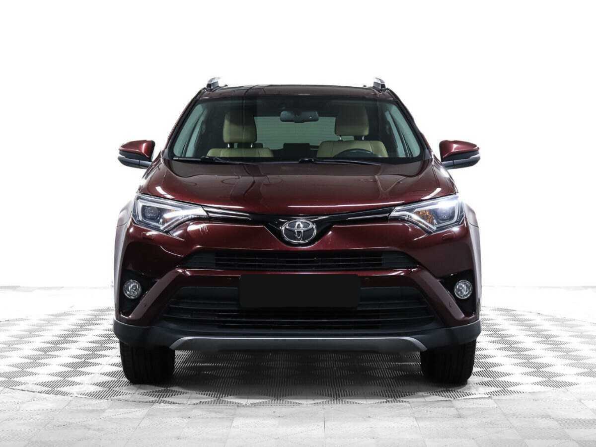 Toyota RAV4 с пробегом — 2018 год. Посмотреть фото