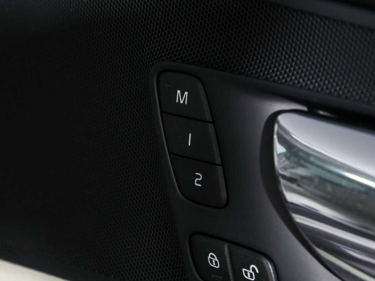 Volvo XC60 с пробегом — 2017 год. Фото: #15