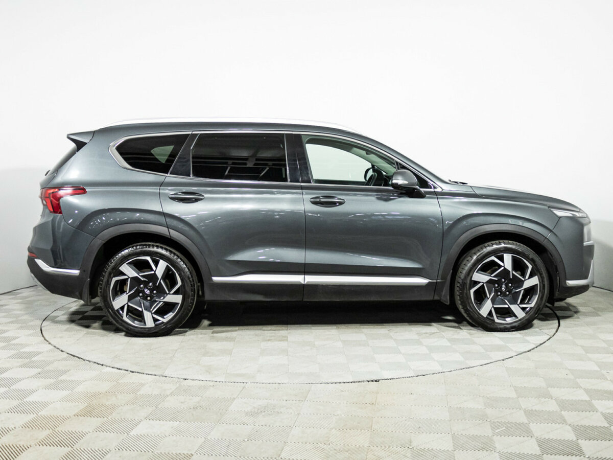 Hyundai Santa Fe с пробегом — 2021 год. Фото: #3
