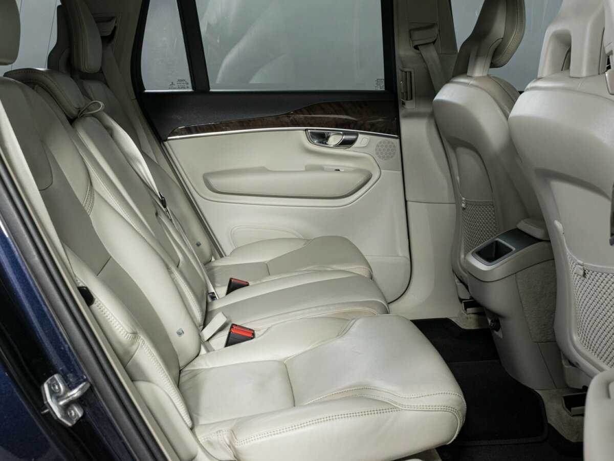 Volvo XC90 с пробегом — 2015 год. Фото: #9