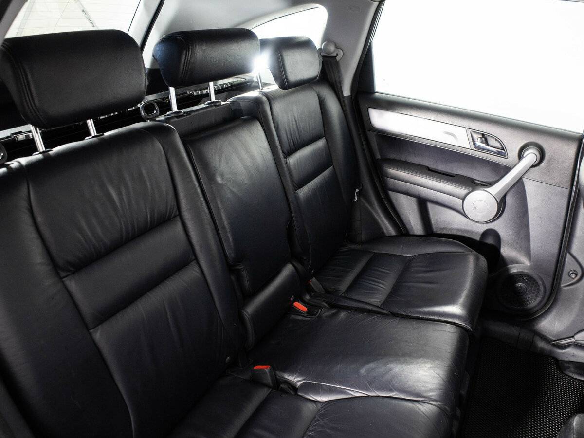 Honda CR-V с пробегом — 2008 год. Фото: #12