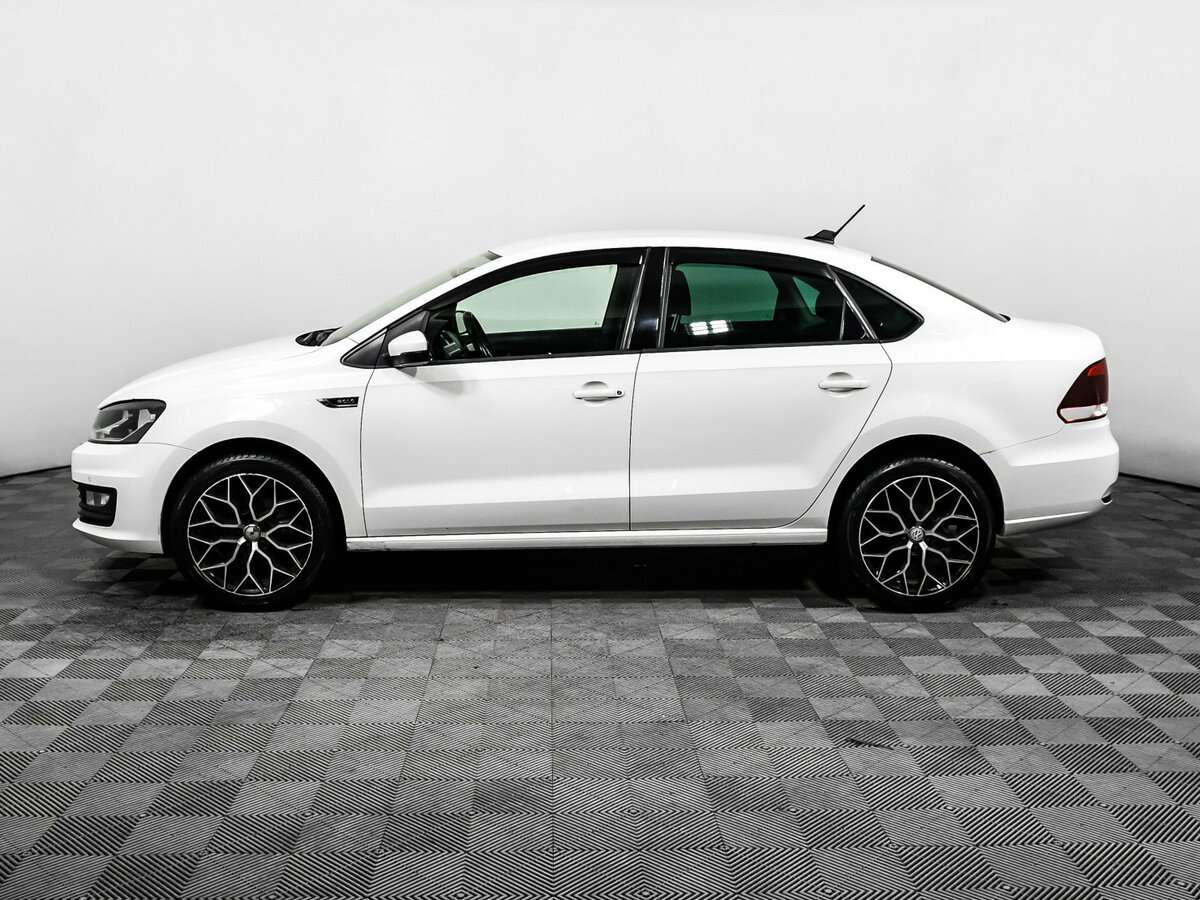 Volkswagen Polo с пробегом — 2020 год. Фото: #8