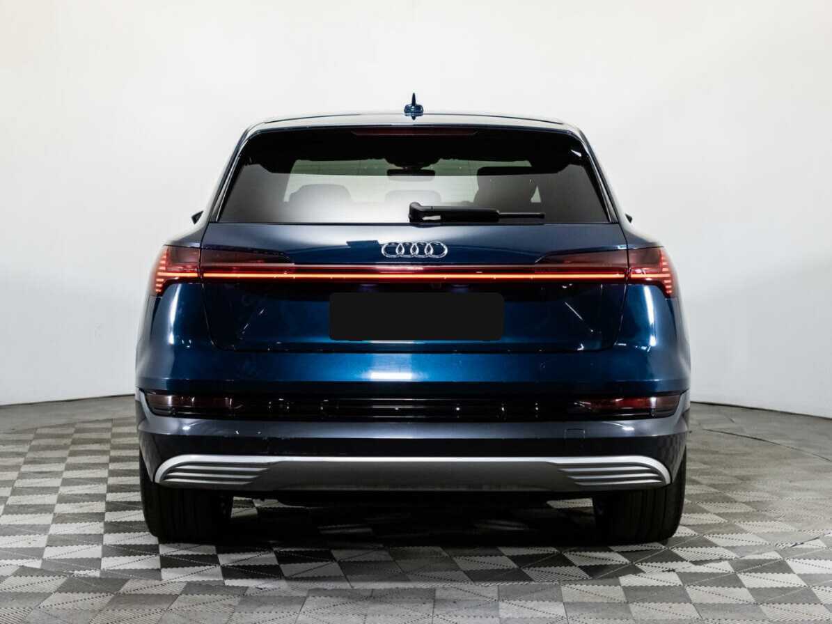 Audi e-tron с пробегом — 2019 год. Фото: #4