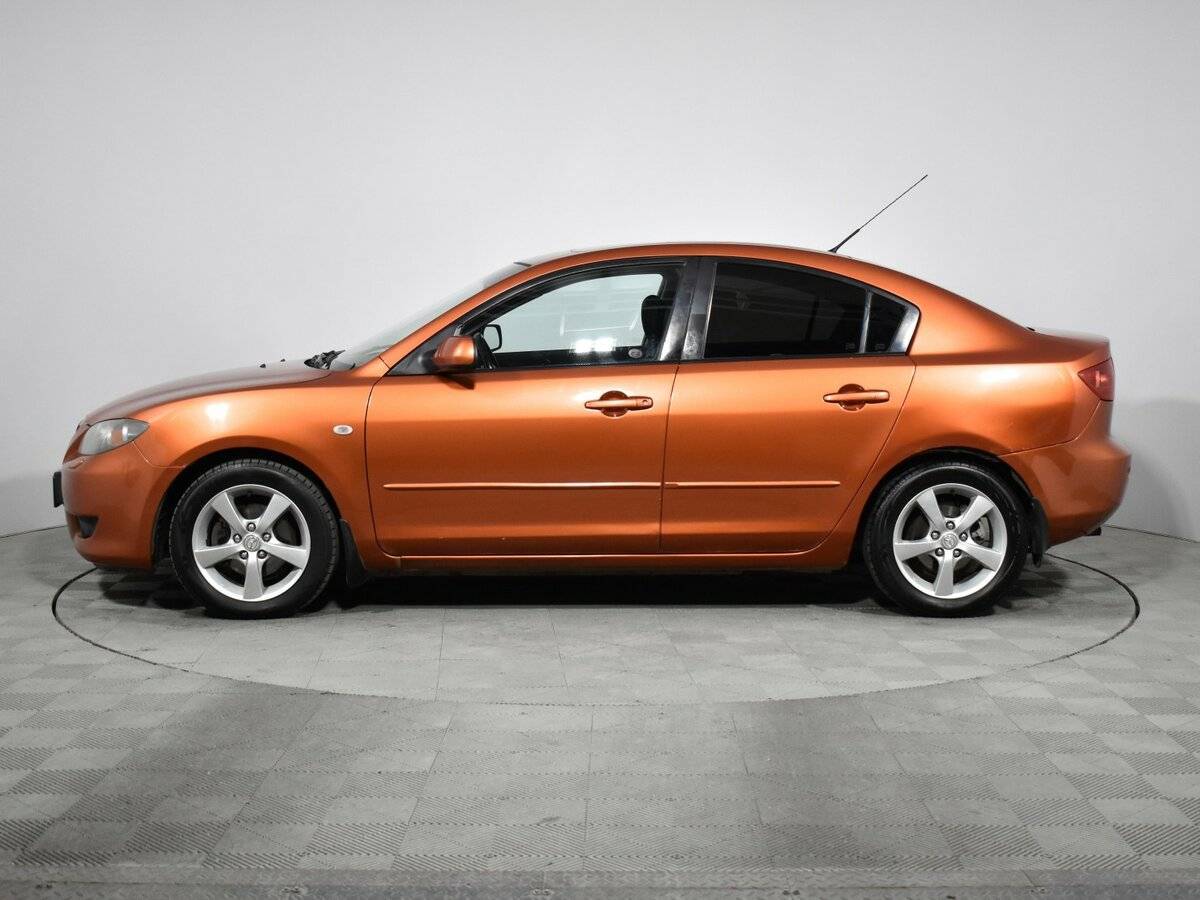 Mazda 3 с пробегом — 2004 год. Фото: #7