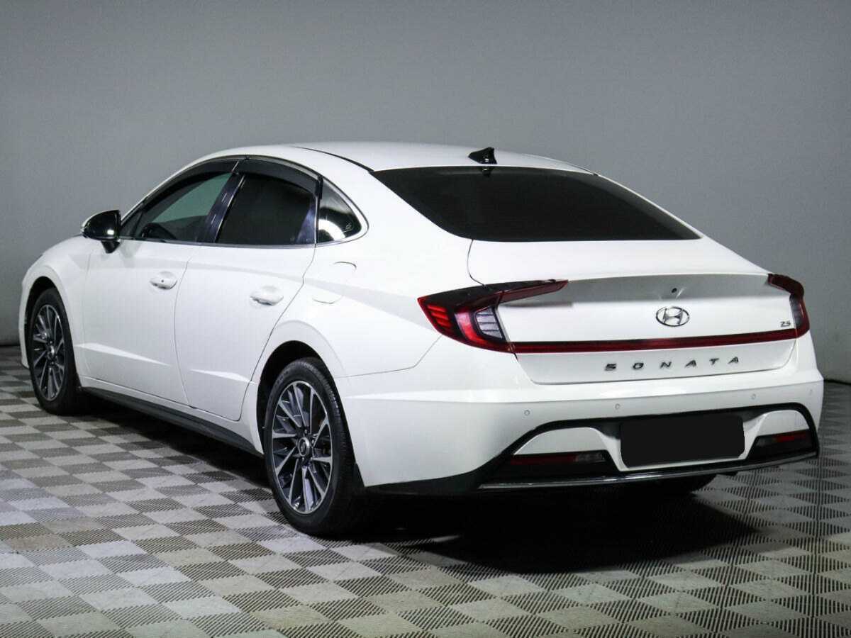 Hyundai Sonata с пробегом — 2021 год. Фото: #5