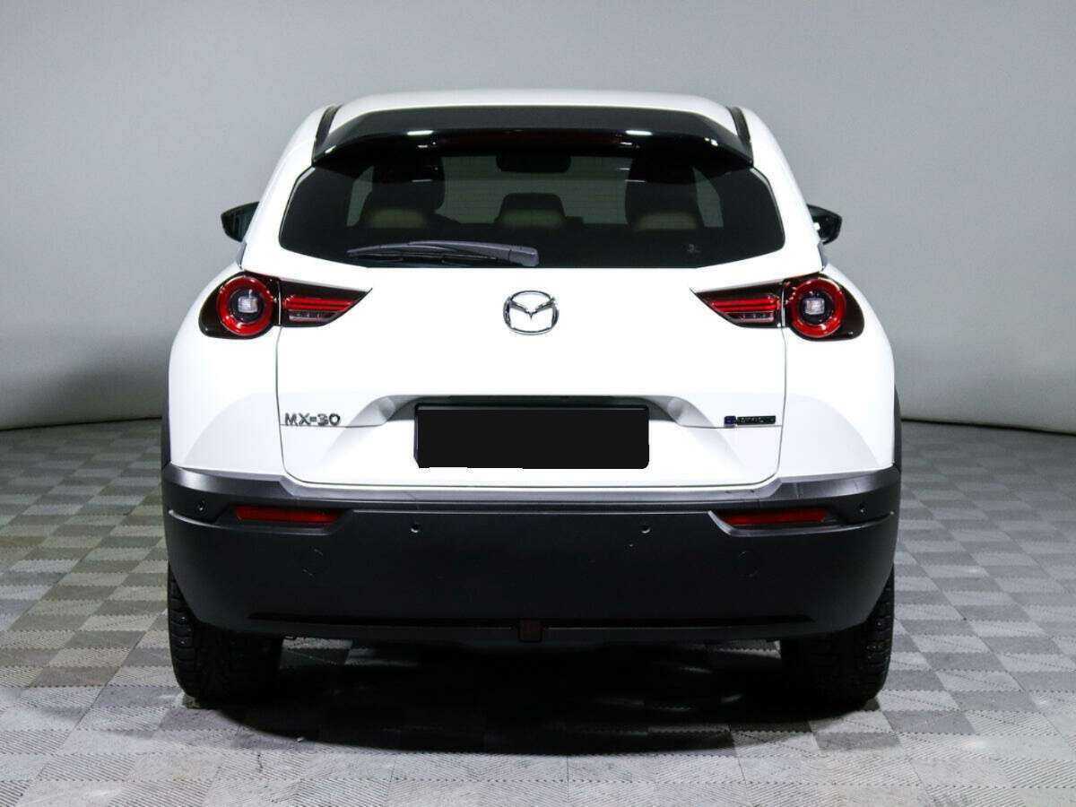 Mazda MX-30 с пробегом — 2020 год. Фото: #5