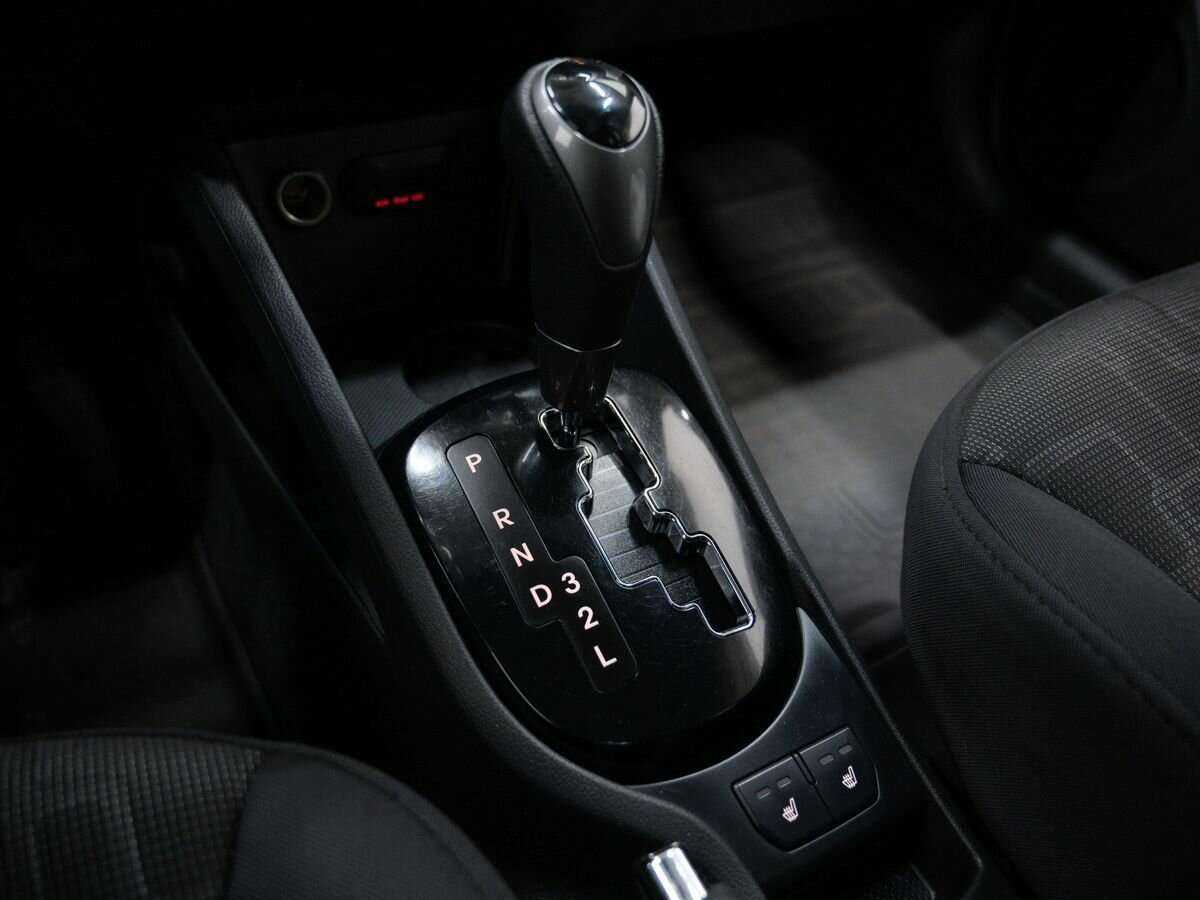 Kia Rio с пробегом — 2013 год. Фото: #14