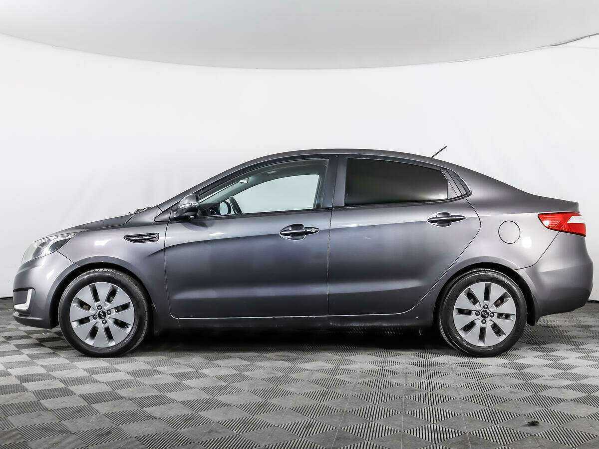 Kia Rio с пробегом — 2012 год. Фото: #6