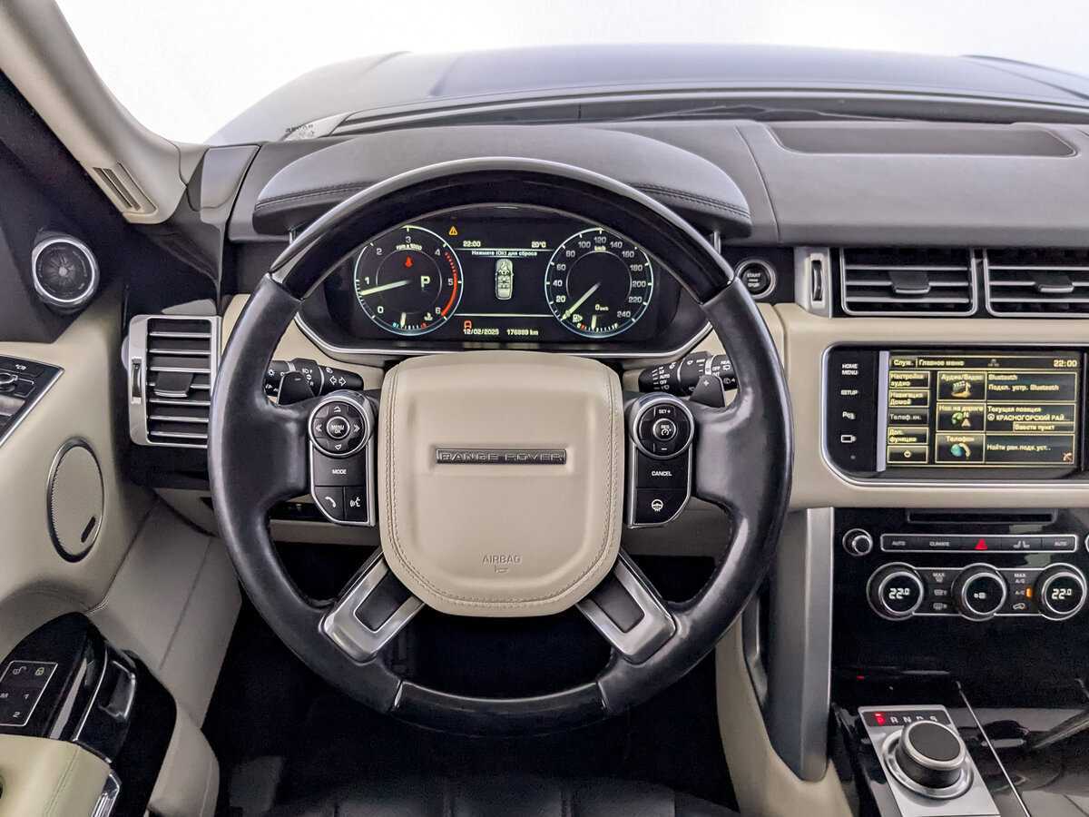 Land Rover Range Rover с пробегом — 2015 год. Фото: #22