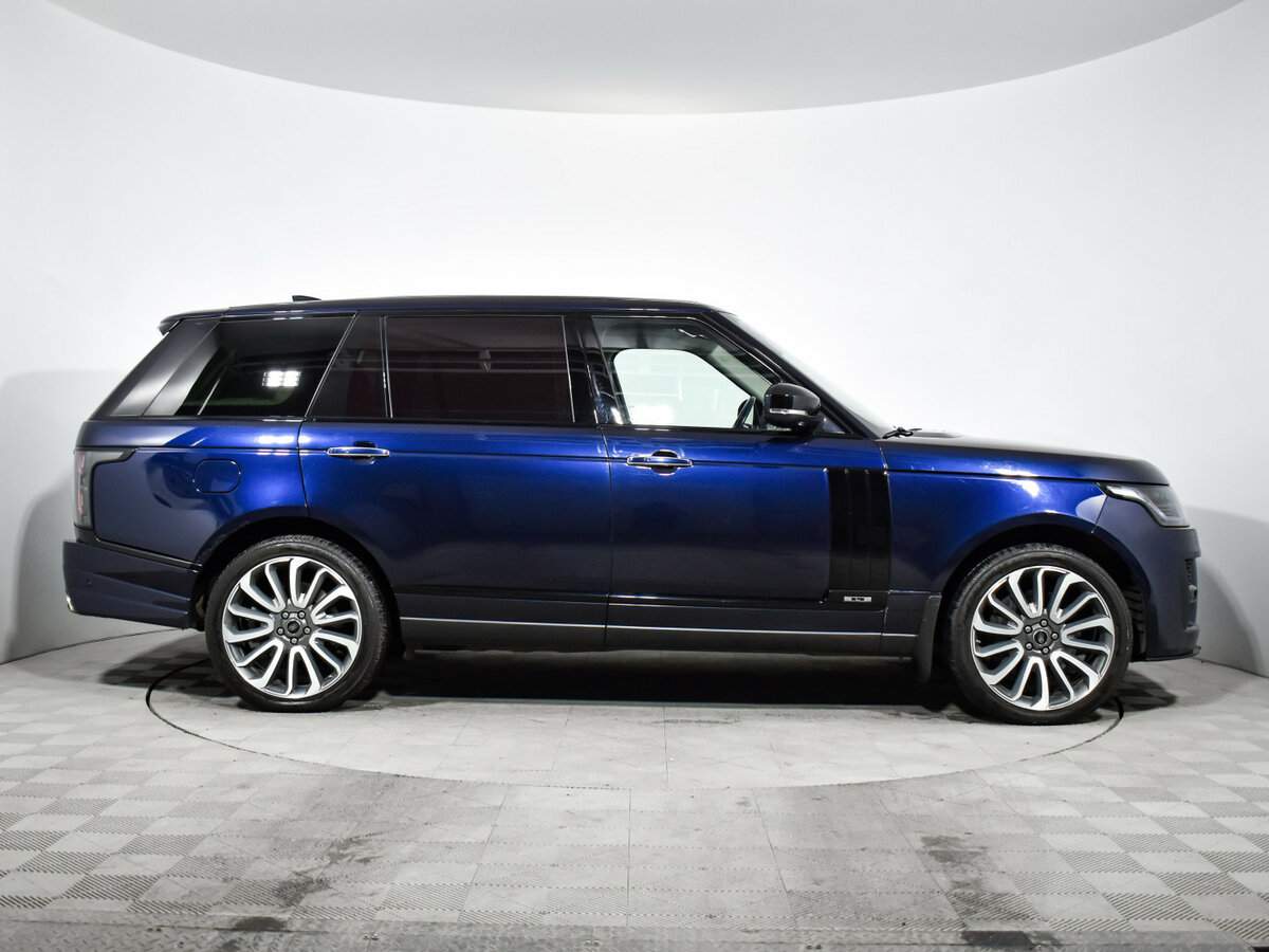 Land Rover Range Rover с пробегом — 2017 год. Фото: #3