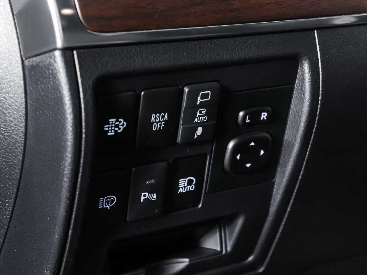 Toyota Land Cruiser с пробегом — 2021 год. Фото: #18