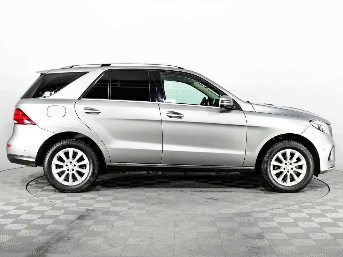 Mercedes-Benz GLE с пробегом — 2016 год. Фото: #3