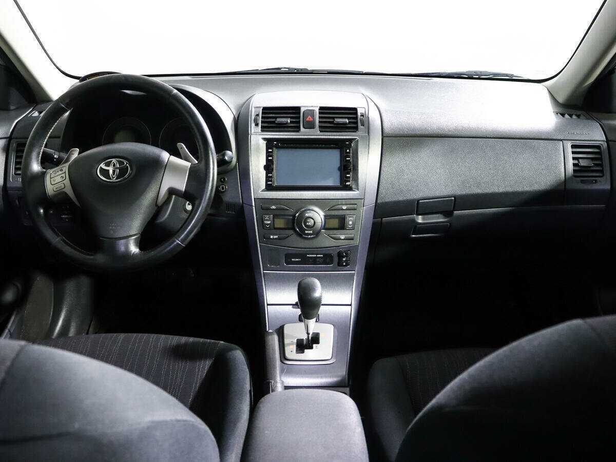 Toyota Corolla с пробегом — 2008 год. Фото: #11
