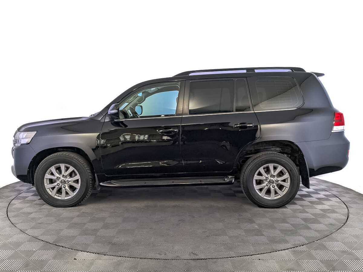 Toyota Land Cruiser с пробегом — 2017 год. Фото: #7
