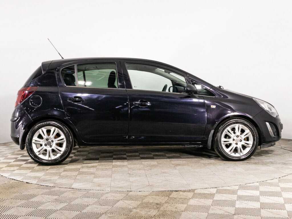 Opel Corsa с пробегом — 2011 год. Фото: #3