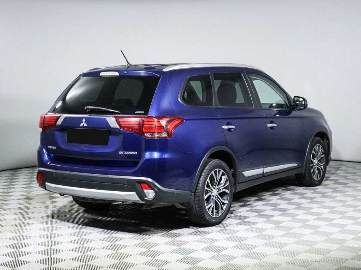 Mitsubishi Outlander с пробегом — 2015 год. Фото: #3