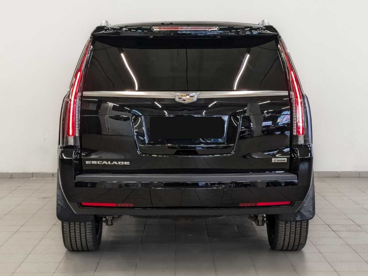 Cadillac Escalade с пробегом — 2016 год. Фото: #5