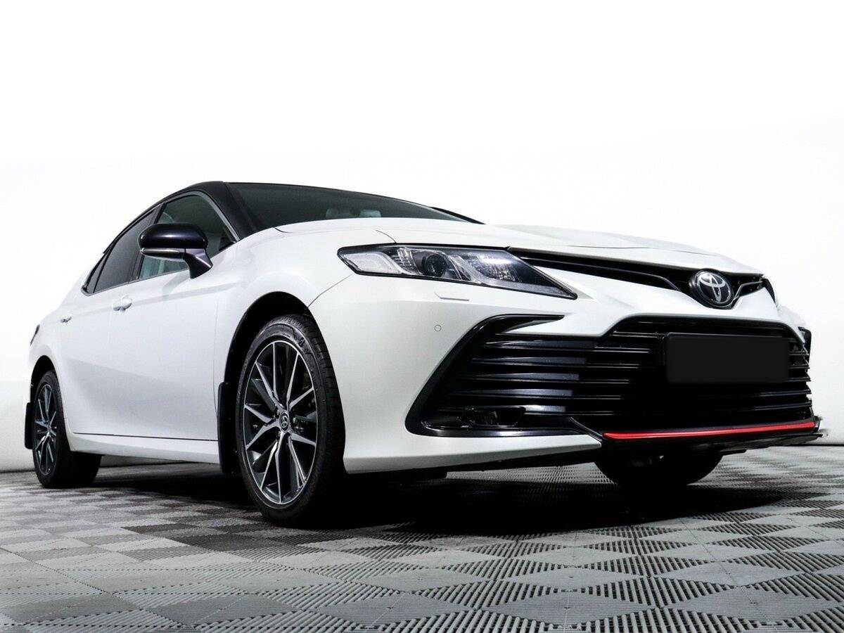 Toyota Camry с пробегом — 2021 год. Фото: #15