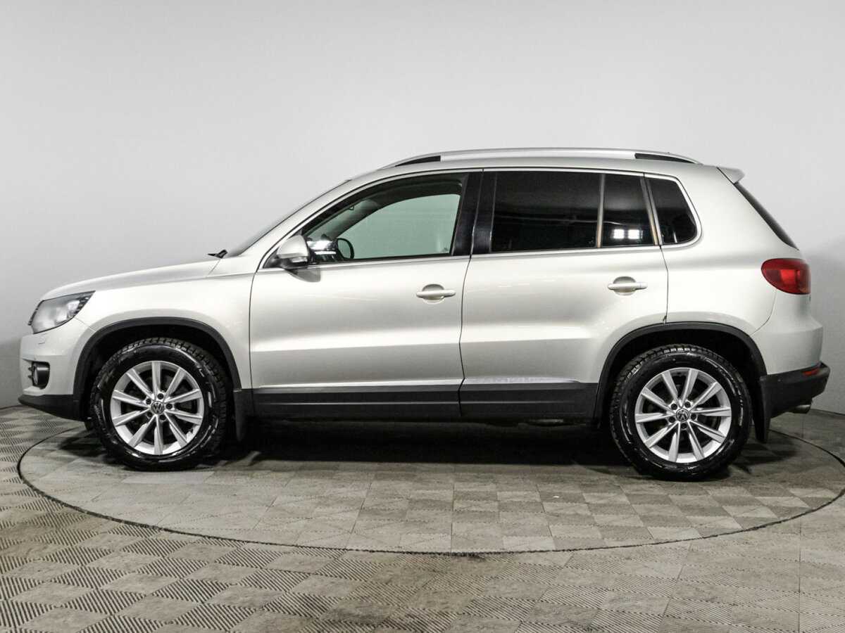 Volkswagen Tiguan с пробегом — 2011 год. Фото: #7
