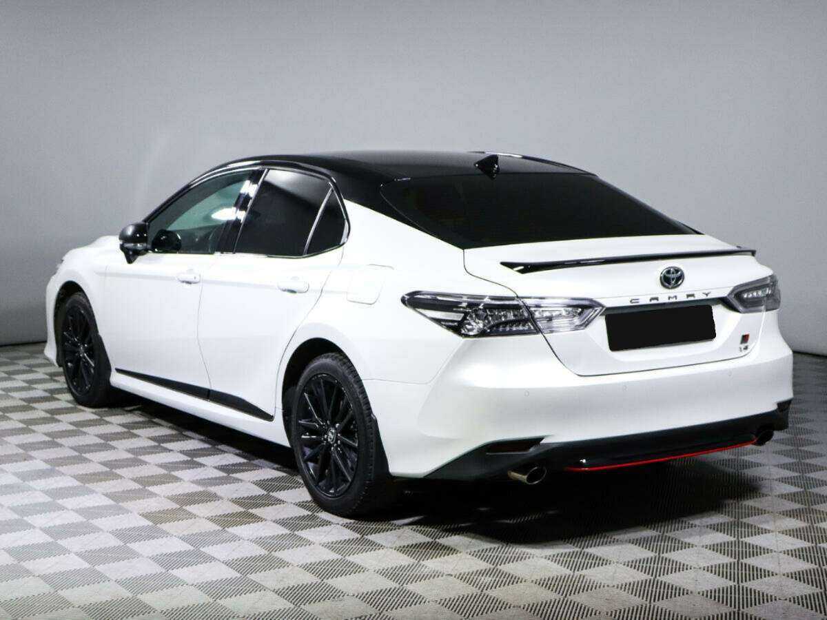 Toyota Camry с пробегом — 2021 год. Фото: #5