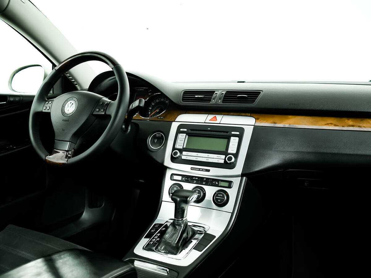 Volkswagen Passat с пробегом — 2008 год. Фото: #8