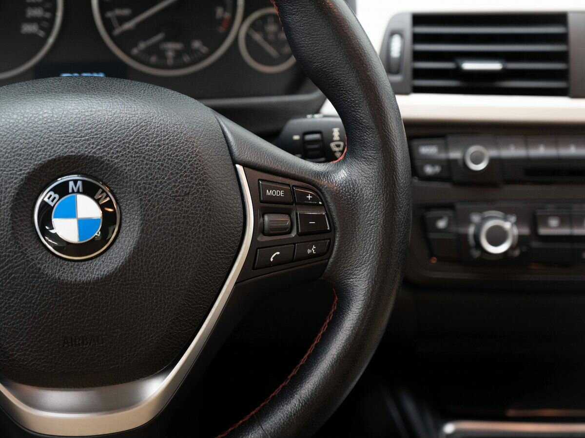 BMW 3 серии с пробегом — 2014 год. Фото: #15