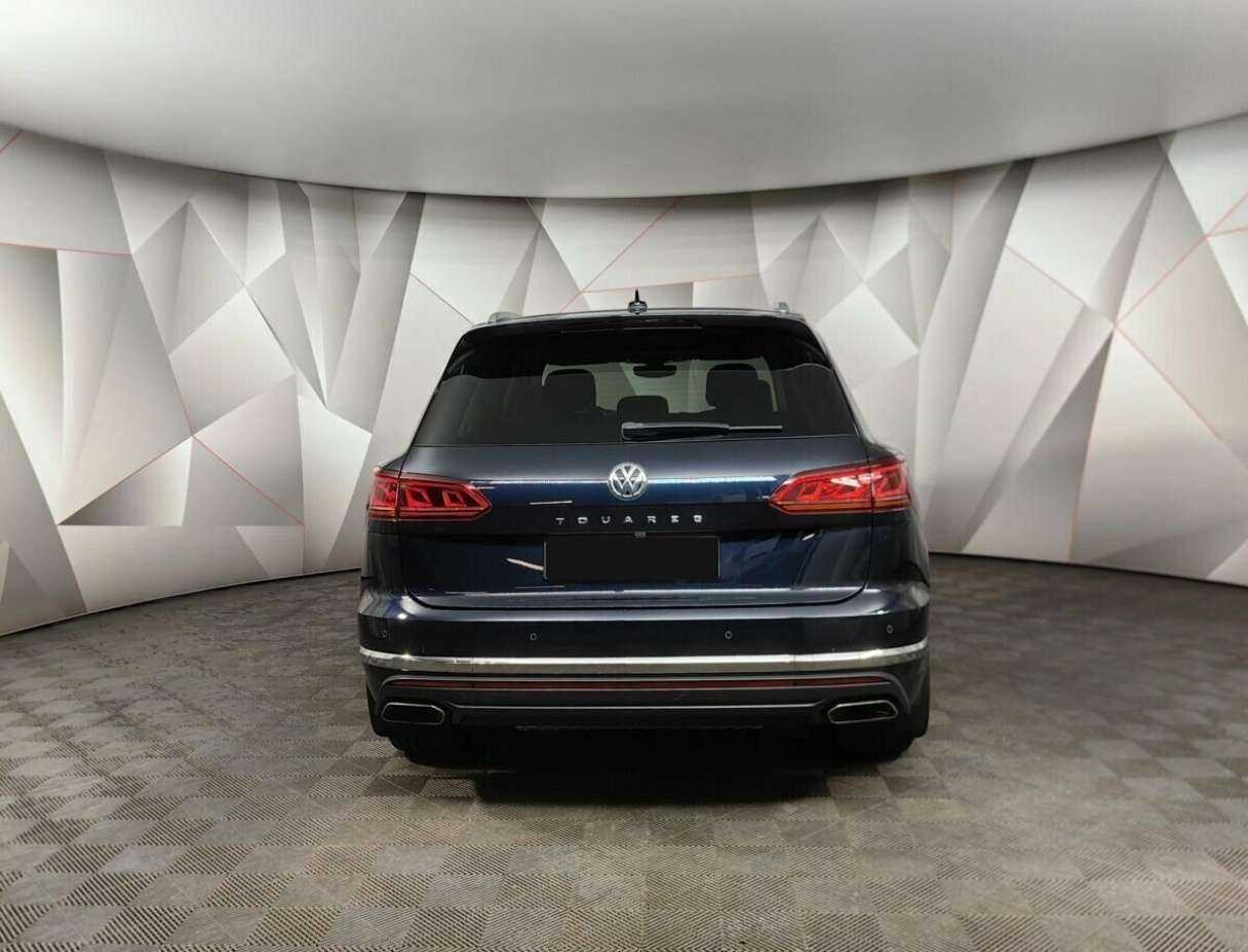 Volkswagen Touareg с пробегом — 2019 год. Фото: #7